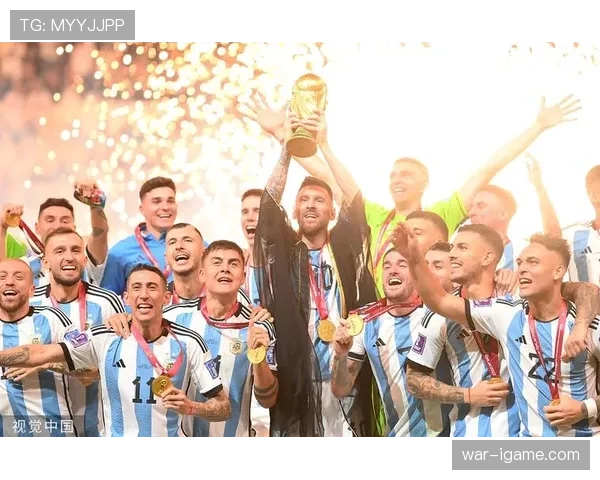埃米利亚诺·马丁内斯：阿根廷世界杯夺冠功臣的高光时刻回顾